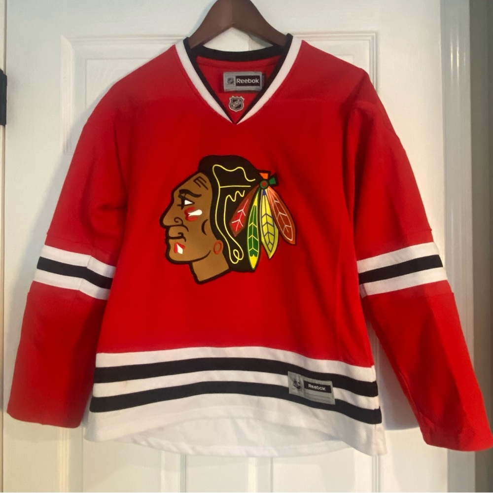 NHL Reebok women’s Chicago Blackhawks jersey, size Medium